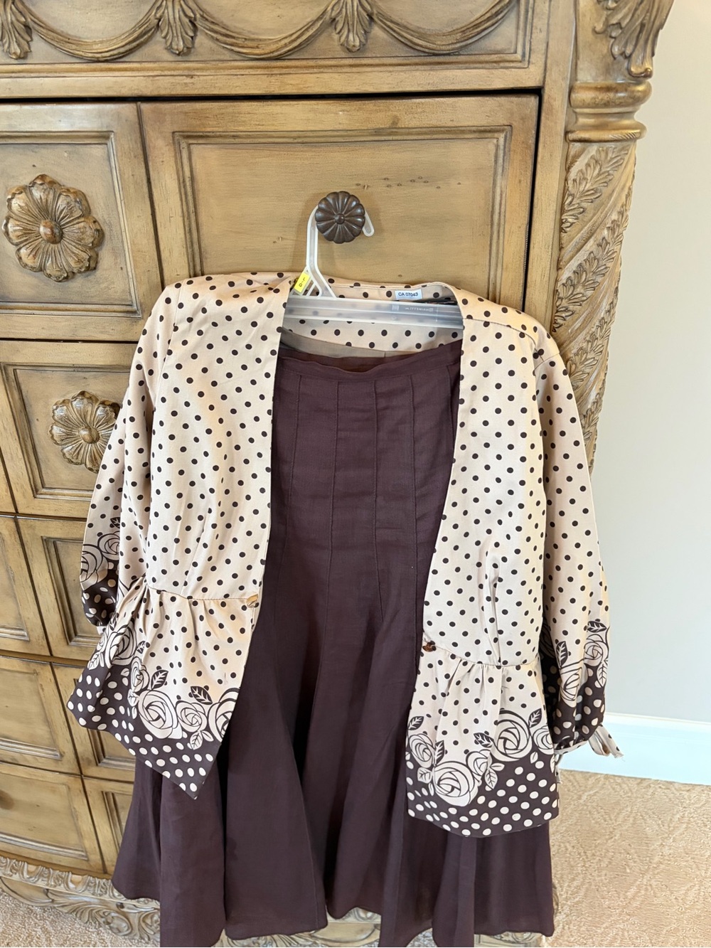 Polka Dot and Floral Two-Piece Skirt Set in Beige and Chocolate